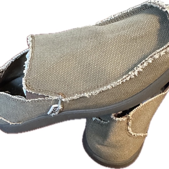 Crocs Santa Cruz Loafer. Men’s 7 - Picture 2 of 7